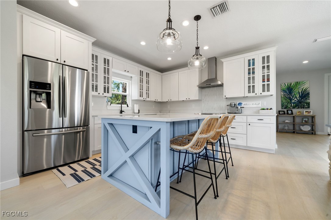 4 Bed SingleFamilyResidence for Sale in Los Colony, FL — photo 10