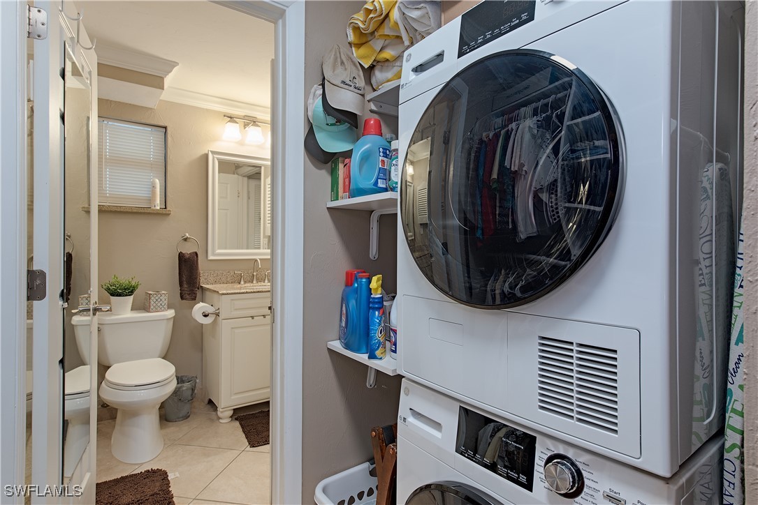 1 Bed Waterfront Home for Sale in Anglers Cove, FL, $399,000 — photo 10