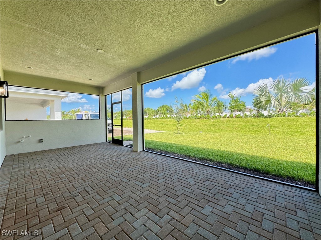 3 Bed SingleFamilyResidence for Sale in Valencia Harbor, FL — photo 10