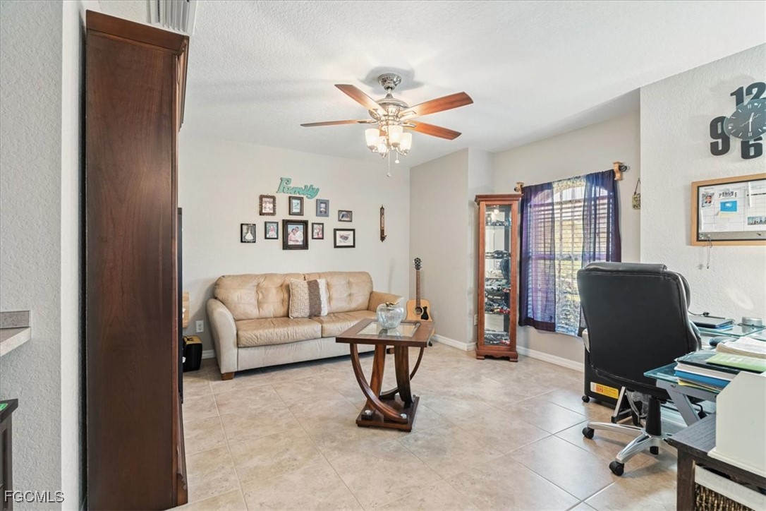 3 Bed SingleFamilyResidence for Sale in North Port, photo 10