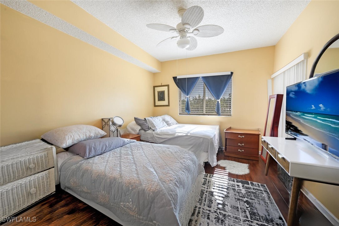 2 Bed Condominium for Sale in Napoli, FL — photo 10