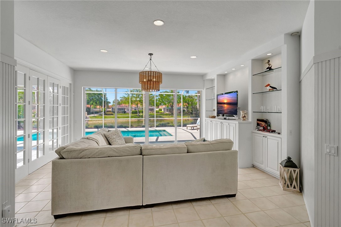 4 Bed Pool Home for Sale in Village Walk, photo 10
