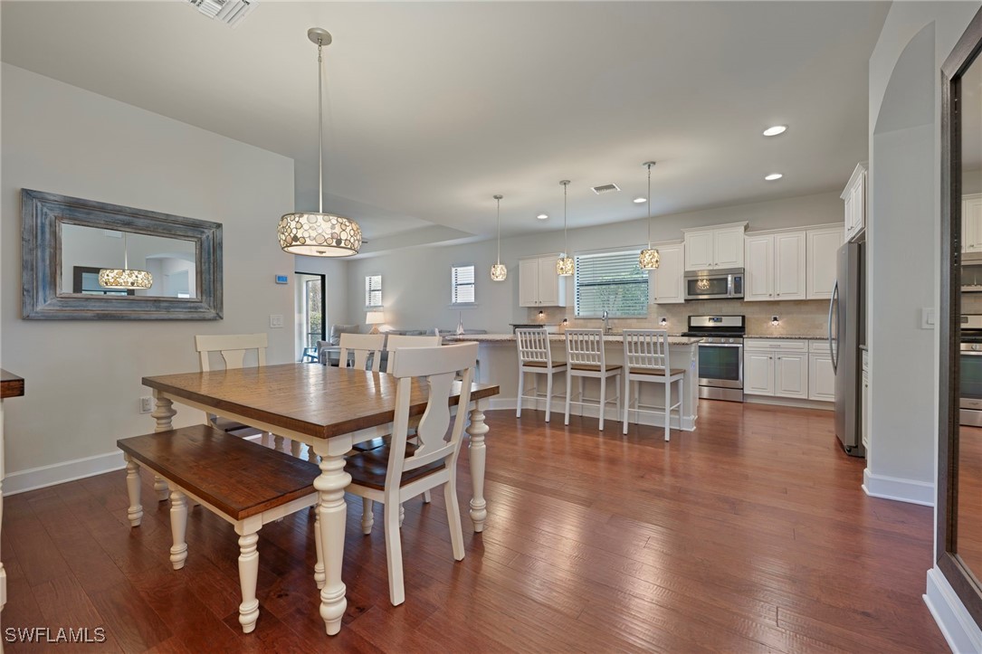 3 Bed SingleFamilyResidence for Sale in Naples, FL, $725,000 — photo 10