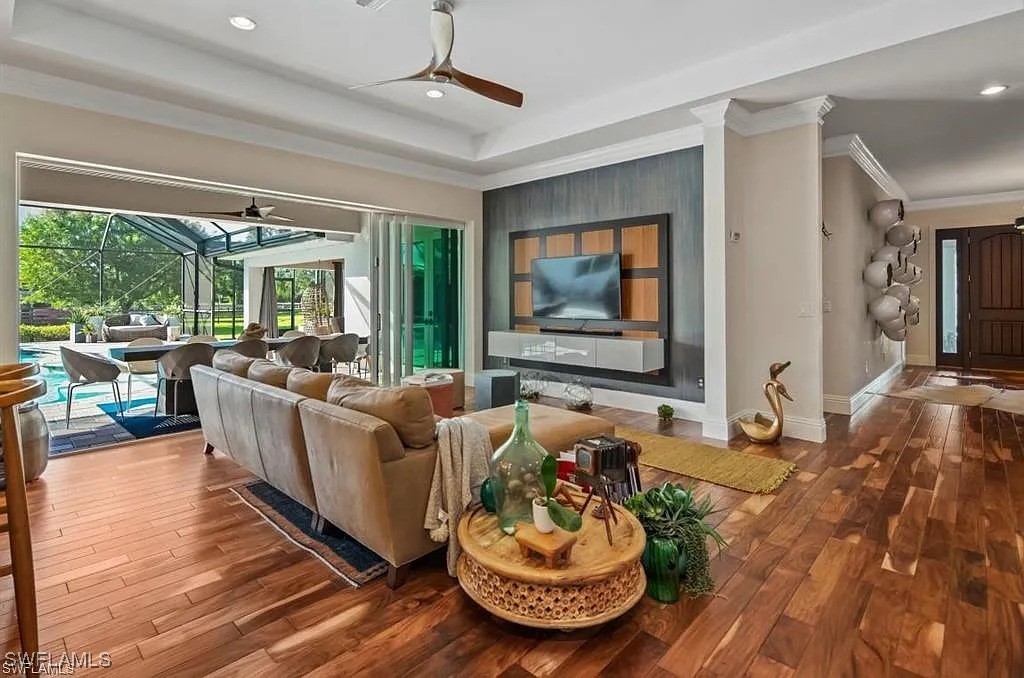 4 Bed Pool Home for Sale in Pine Ridge, photo 10