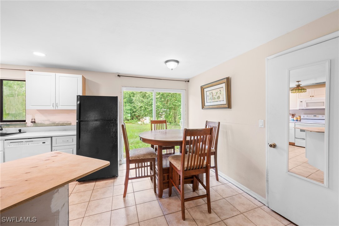 2 Bed SingleFamilyResidence for Sale in Naples, photo 10