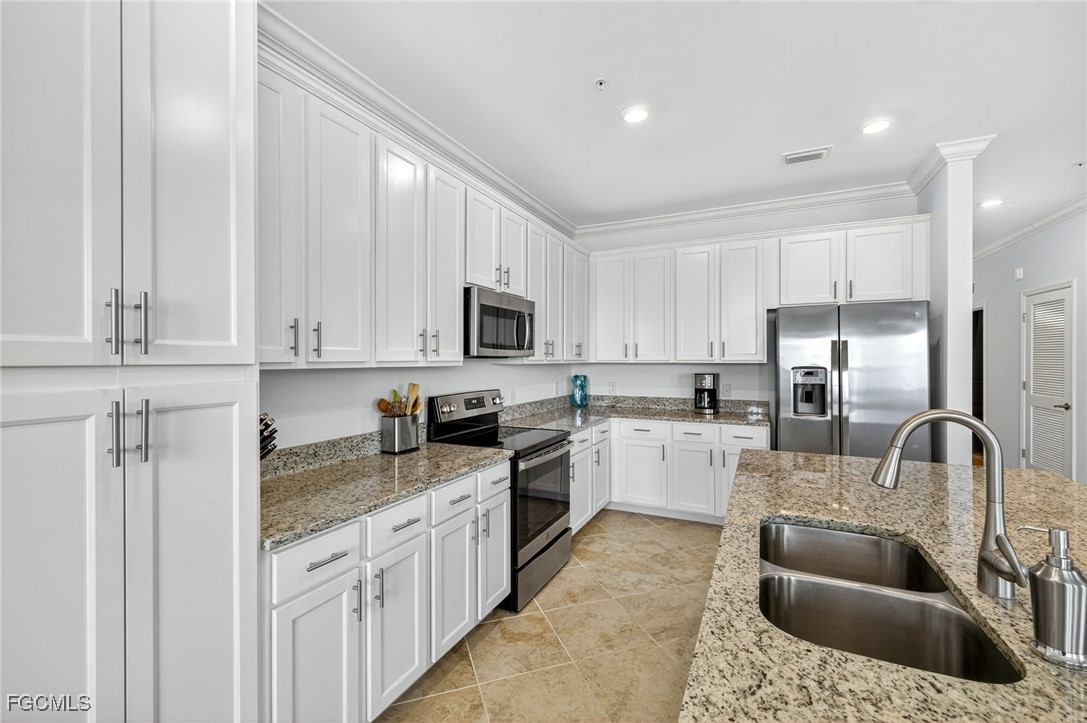 2 Bed Condominium for Sale in Punta Gorda, FL — photo 10