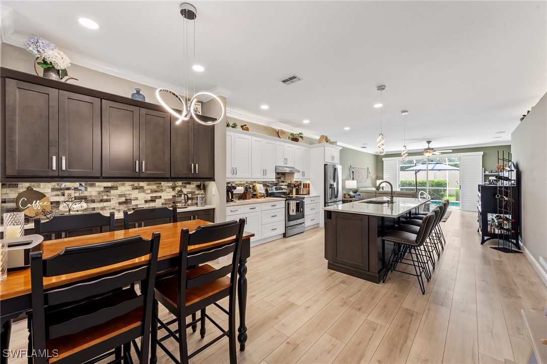 4 Bed Pool Home for Sale in Stoneybrook, photo 10