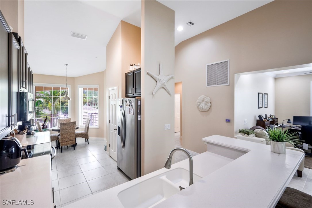 2 Bed Condominium for Sale in Abaco, photo 10