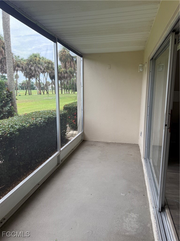 2 Bed Condominium for Sale in Greenwood Condo, FL, $114,500 — photo 10