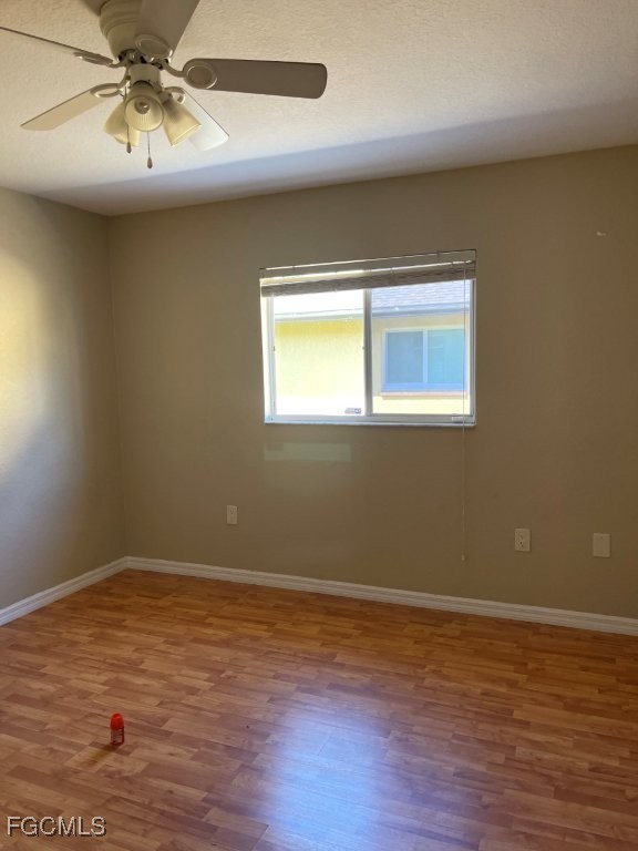 5 Bed Pool Home for Sale in Oakwood, photo 10