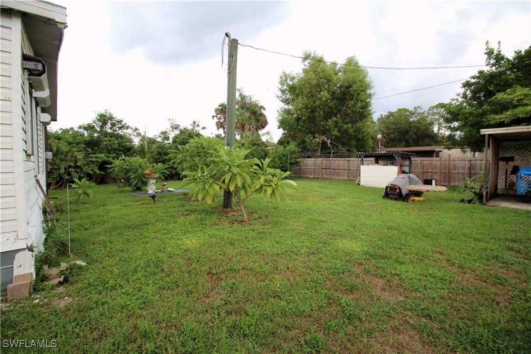 2 Bed ManufacturedHome for Sale in North Fort Myers, FL — photo 10