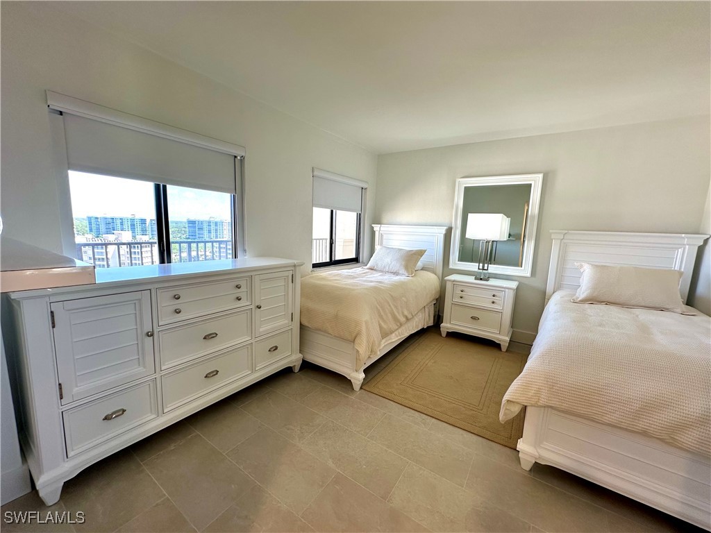 2 Bed Waterfront Home for Sale in Naples, photo 10