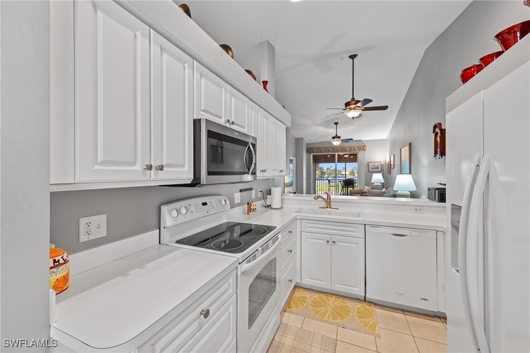 2 Bed Waterfront Home for Sale in Stoneybrook, FL — photo 10