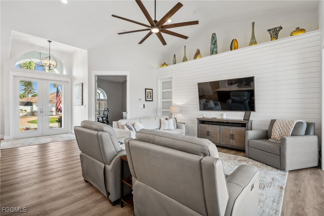 3 Bed Pool Home for Sale in Burnt Store Isles, photo 10
