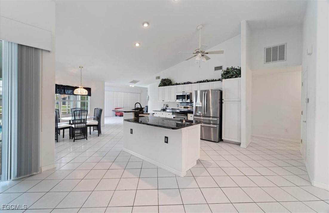 3 Bed Pool Home for Sale in Cape Coral, photo 10