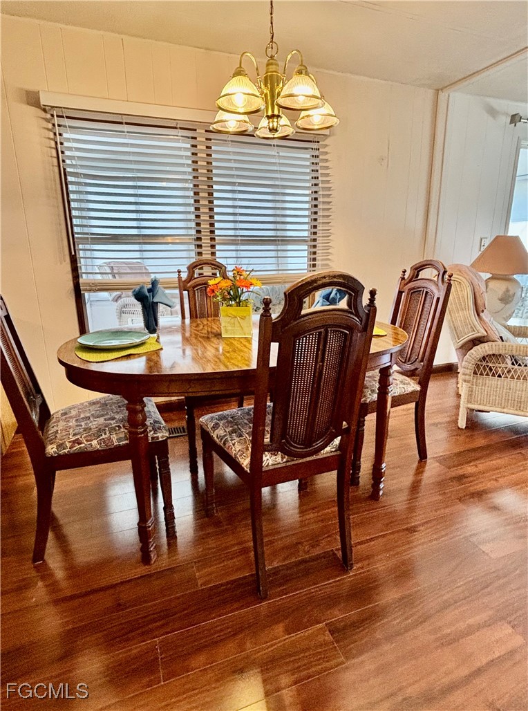 2 Bed ManufacturedHome for Sale in North Fort Myers, FL — photo 10