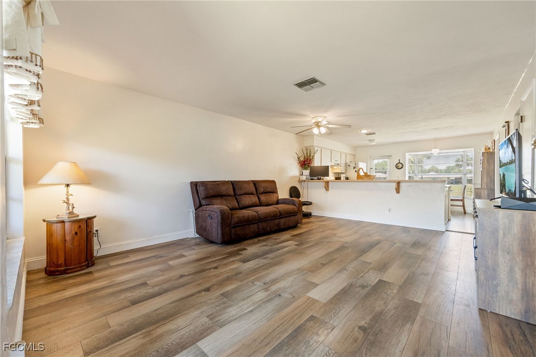 2 Bed Duplex for Sale in Parkwood Villas, FL, $160,000 — photo 10