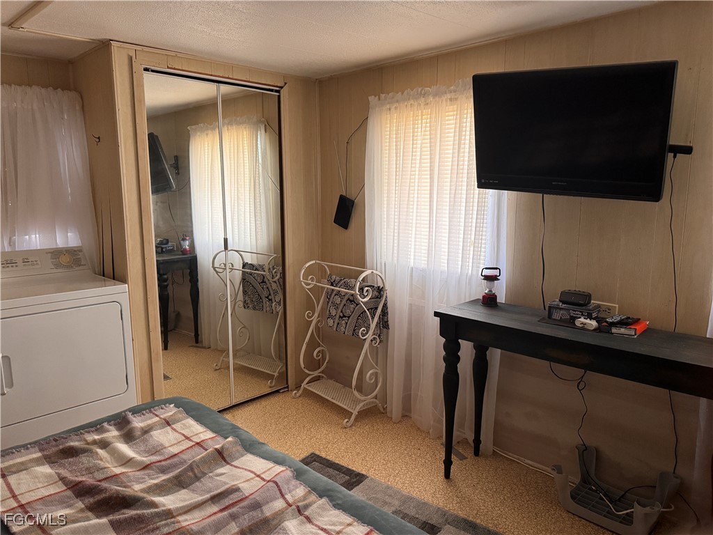 1 Bed Waterfront Home for Sale in Fort Myers, FL, $82,000 — photo 10
