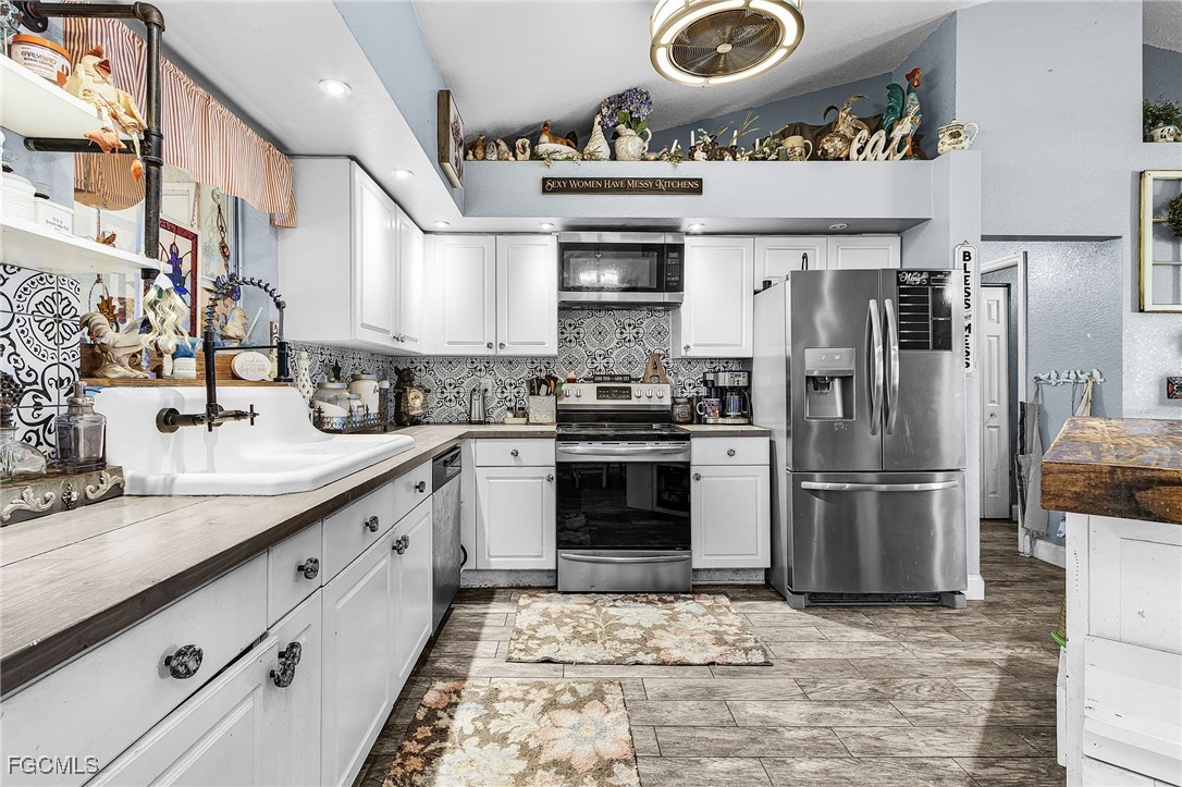 4 Bed SingleFamilyResidence for Sale in Cape Coral, photo 10