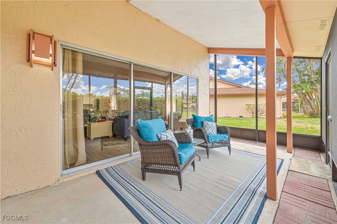 2 Bed SingleFamilyResidence for Sale in Royal Woods, photo 10
