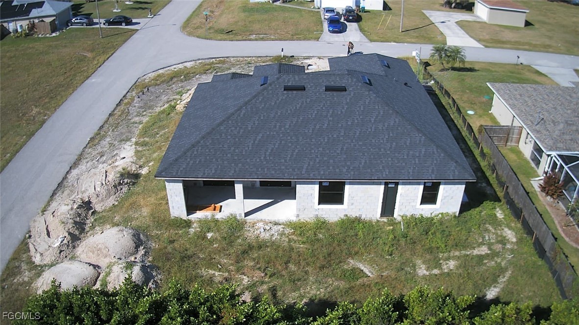 3 Bed SingleFamilyResidence for Sale in Cape Coral, photo 10