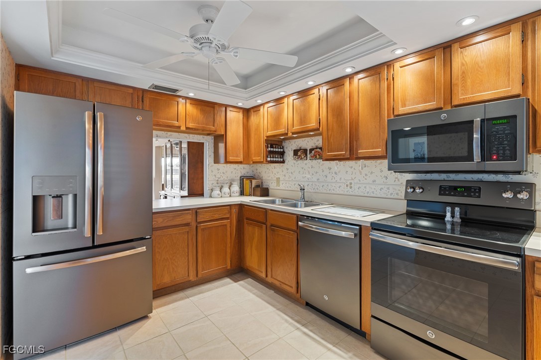 2 Bed Waterfront Home for Sale in Cape Coral, photo 10