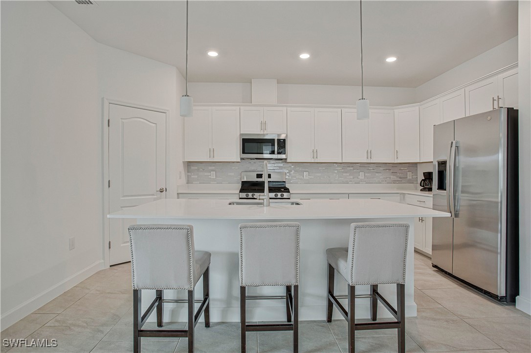 3 Bed SingleFamilyResidence for Sale in Estero, FL, $485,000 — photo 10