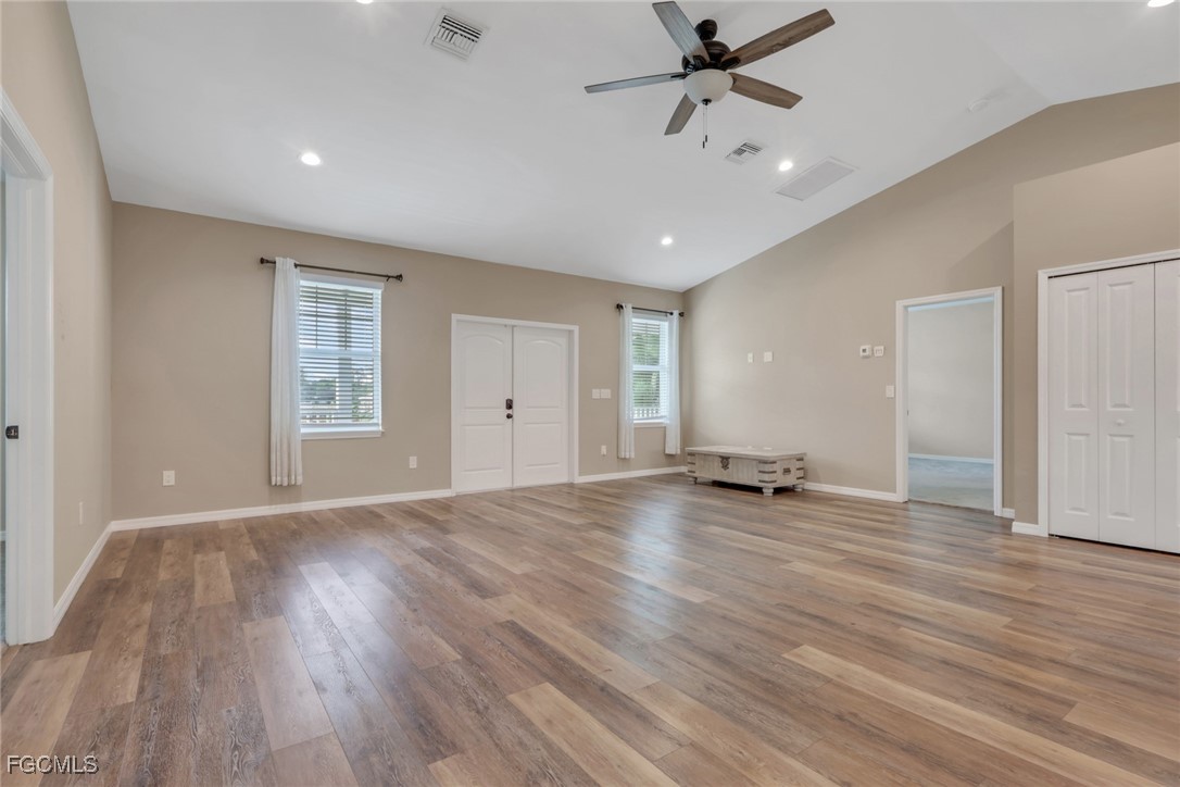 3 Bed SingleFamilyResidence for Sale in Not Applicable, FL — photo 10