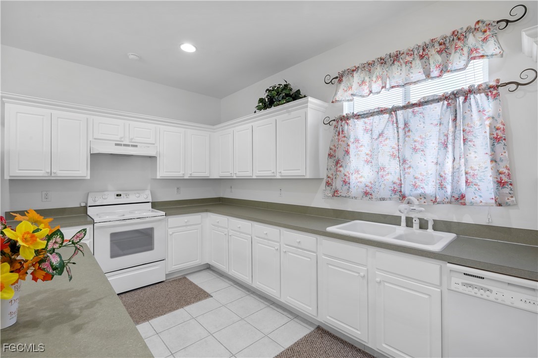 2 Bed SingleFamilyResidence for Sale in Town Lakes, photo 10