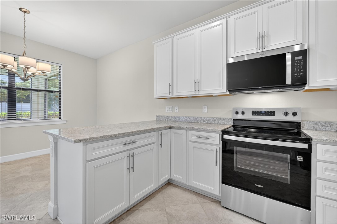 3 Bed SingleFamilyResidence for Sale in Westbrook, photo 10