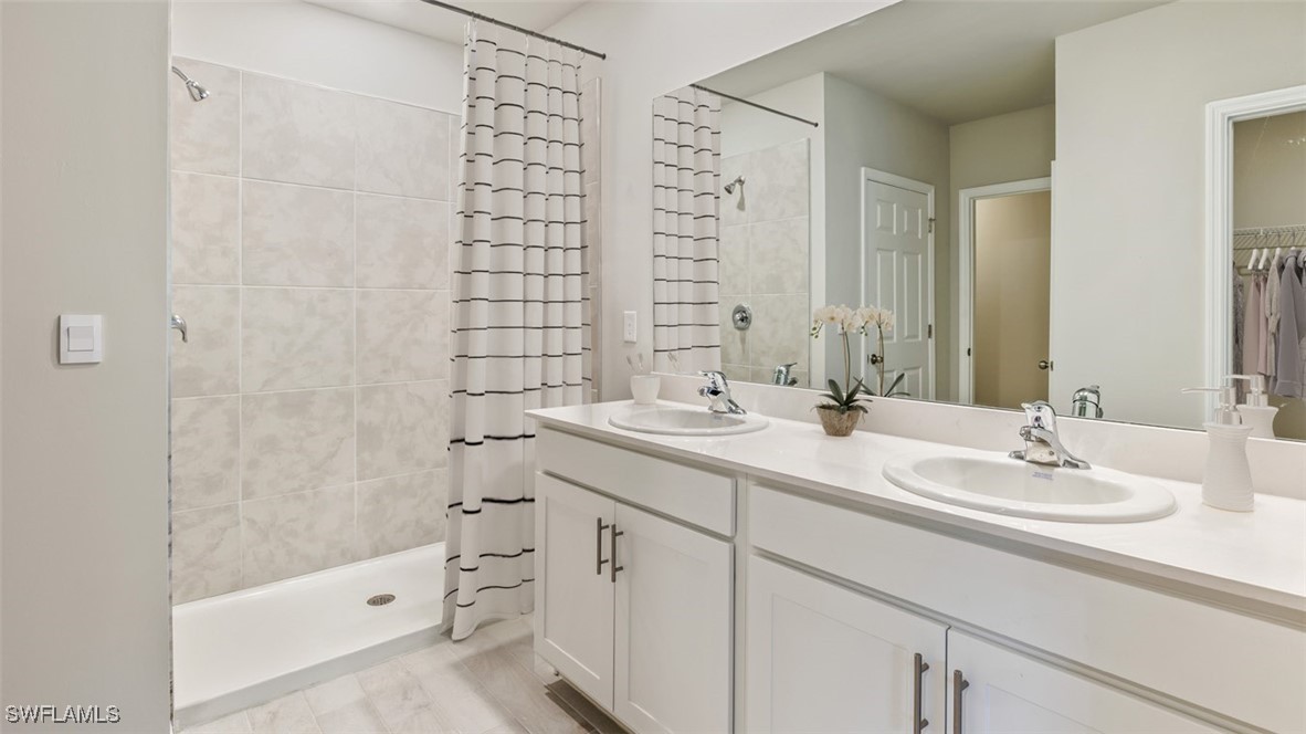4 Bed SingleFamilyResidence for Sale in Lehigh Acres, FL — photo 10