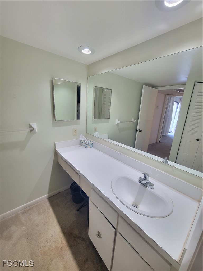 2 Bed Townhouse for Sale in Fort Myers, FL, $120,000 — photo 10