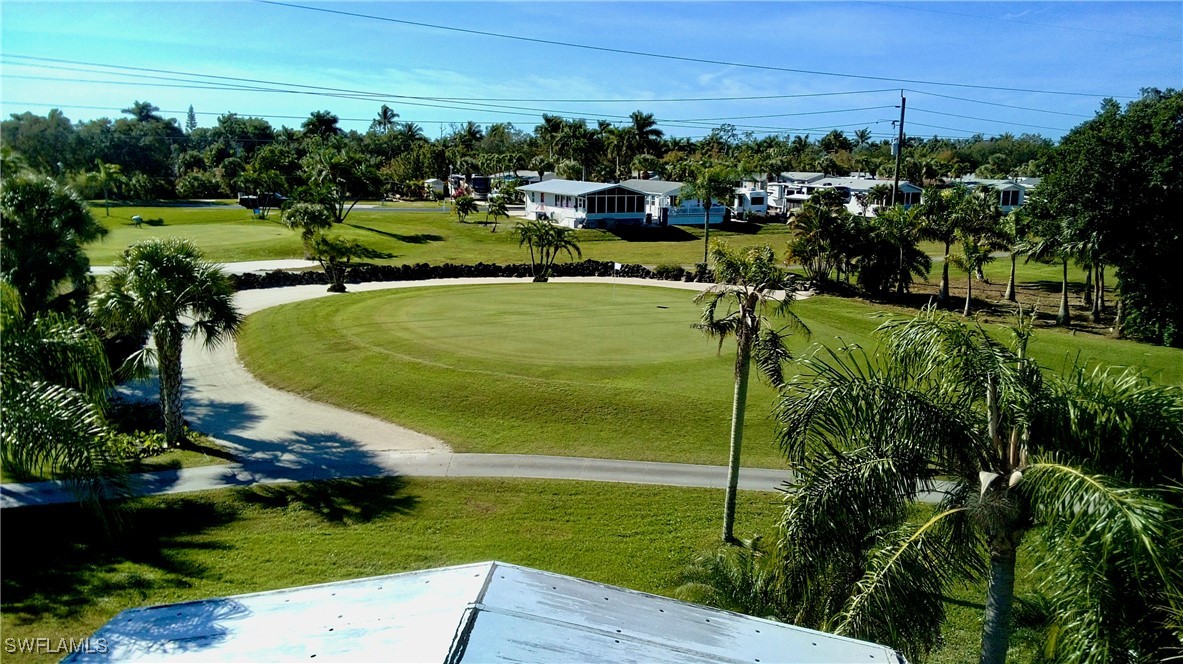 2 Bed SingleFamilyResidence for Sale in Naples, FL, $289,900 — photo 10