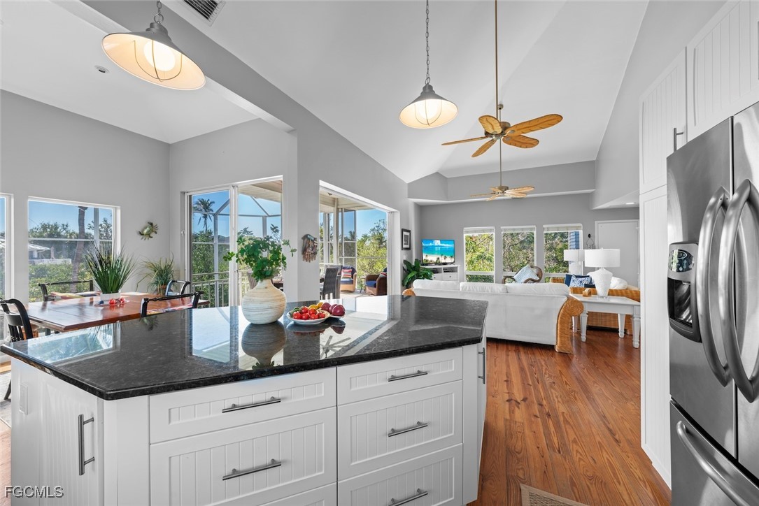 2 Bed Pool Home for Sale in Del Sega, photo 10