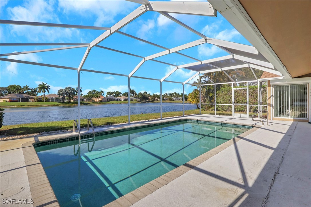 3 Bed Pool Home for Sale in Briarwood, photo 10