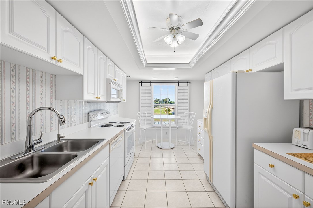 2 Bed Pool Home for Sale in Coral Key Condo, photo 10