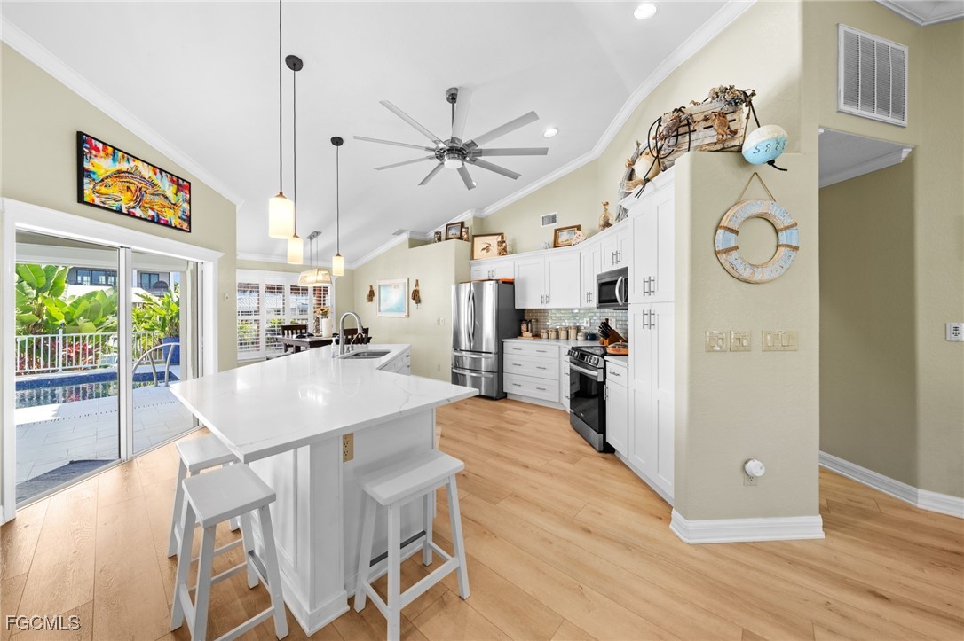 3 Bed Pool Home for Sale in Matlacha Isles, FL, $874,900 — photo 10