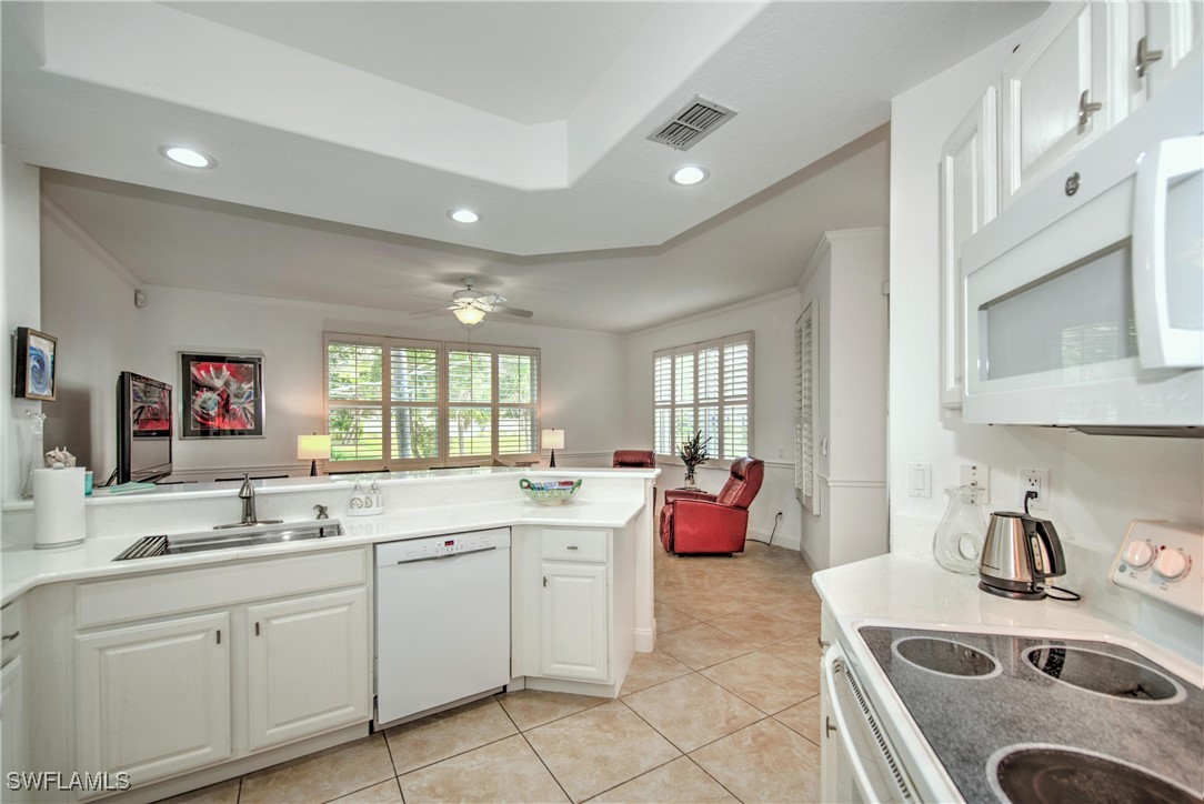 2 Bed Condominium for Sale in Whisper Trace, photo 10