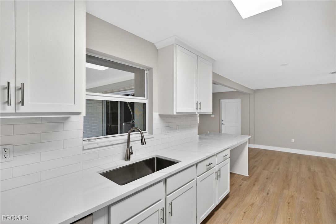 3 Bed SingleFamilyResidence for Sale in Fort Myers, photo 10
