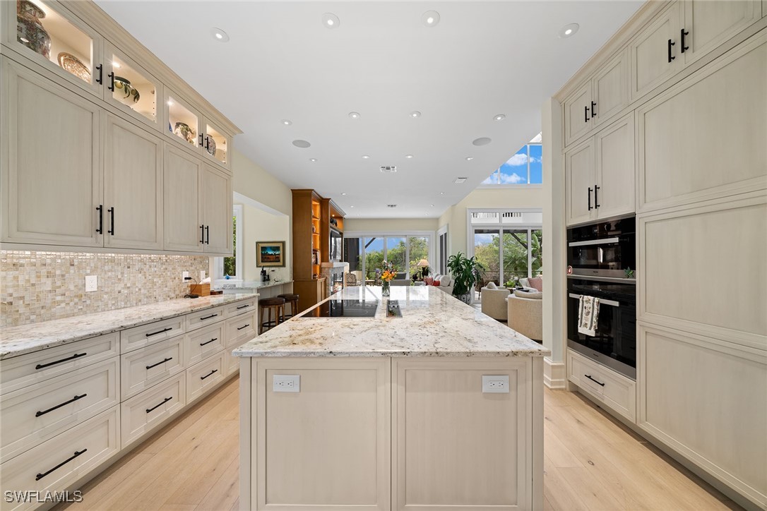 4 Bed Pool Home for Sale in Naples, photo 10