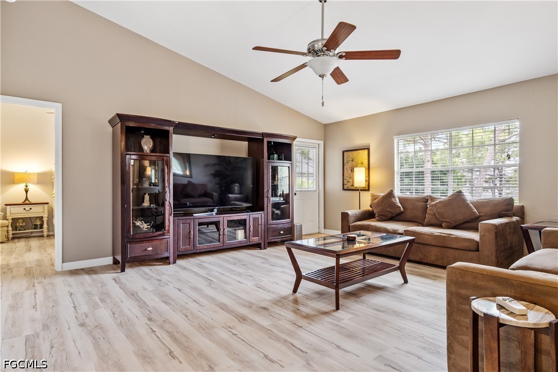 2 Bed Waterfront Home for Sale in Fort Myers, FL, $1,375 — photo 10