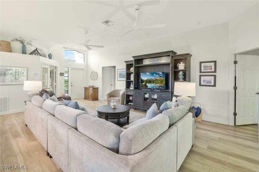 2 Bed Attached for Sale in Hunters Ridge, photo 10
