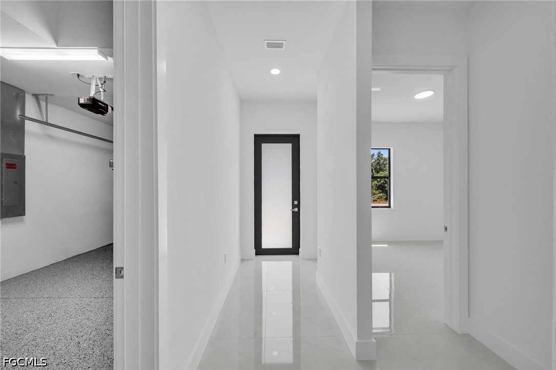 3 Bed SingleFamilyResidence for Sale in Lehigh Acres, photo 10