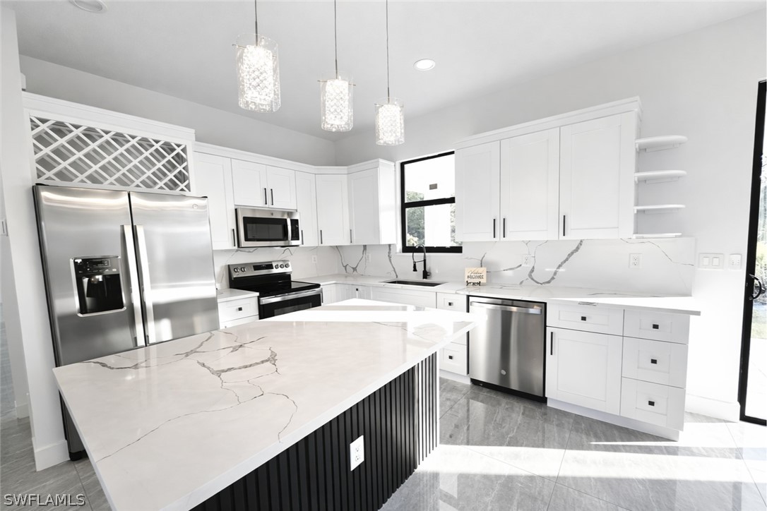 3 Bed SingleFamilyResidence for Sale in Lehigh Acres, photo 10