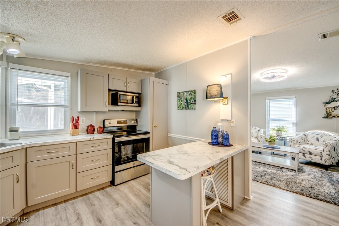 2 Bed Waterfront Home for Sale in Pine Island Cove, FL — photo 10