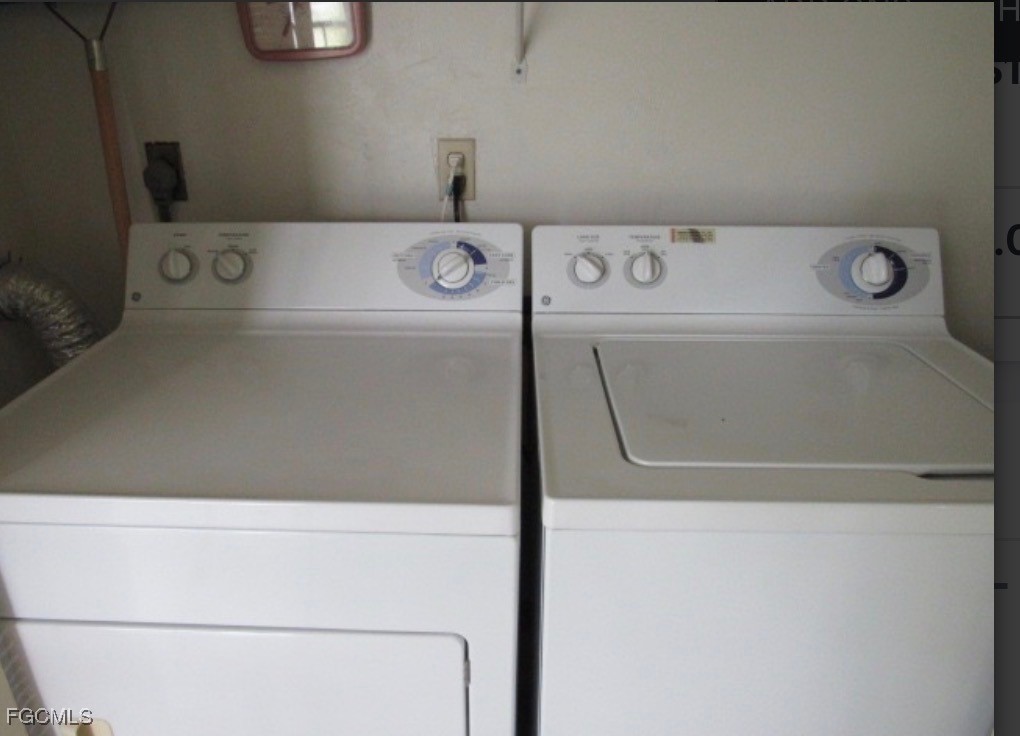 2 Bed Condominium for Sale in Fort Myers, FL, $135,000 — photo 10