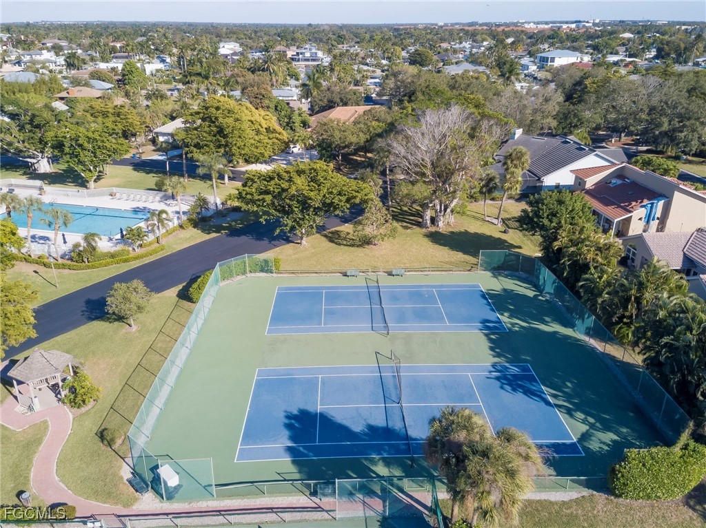 2 Bed Waterfront Home for Sale in Fort Myers, photo 10