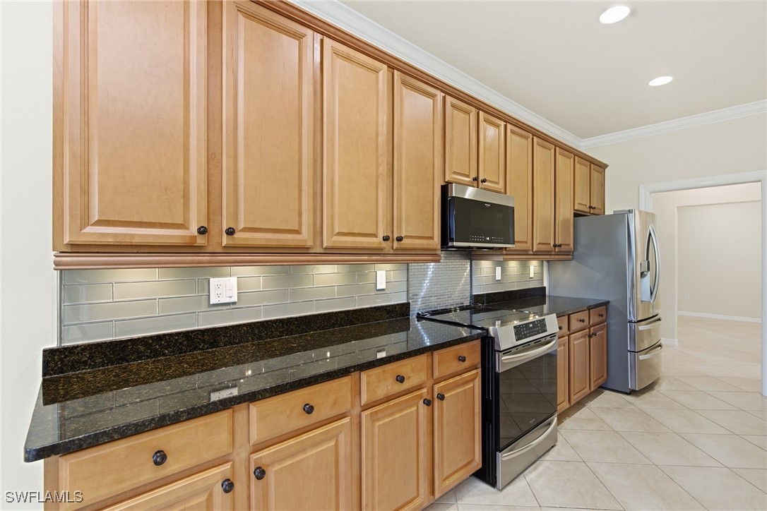 5 Bed Pool Home for Sale in Bella Terra, photo 10