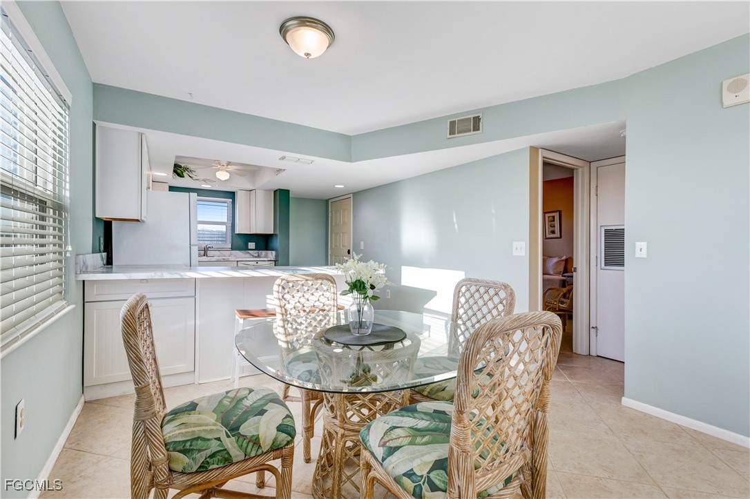 2 Bed Condominium for Sale in Fort Myers Beach, FL, $324,900 — photo 10