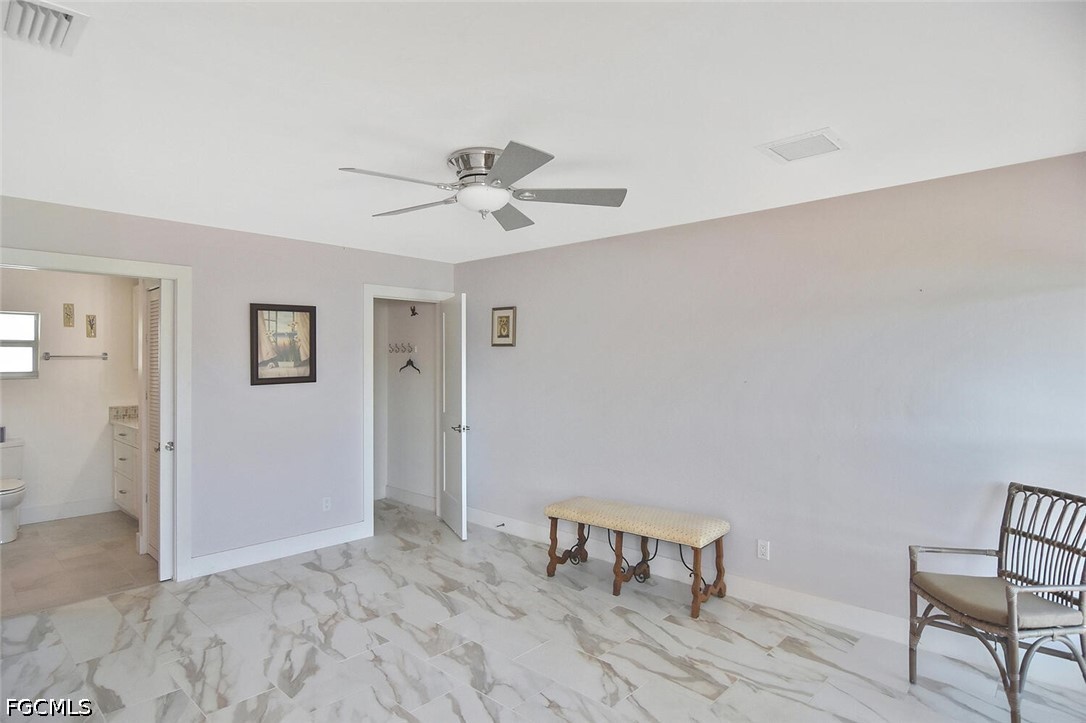 2 Bed Waterfront Home for Sale in Fort Myers, photo 10